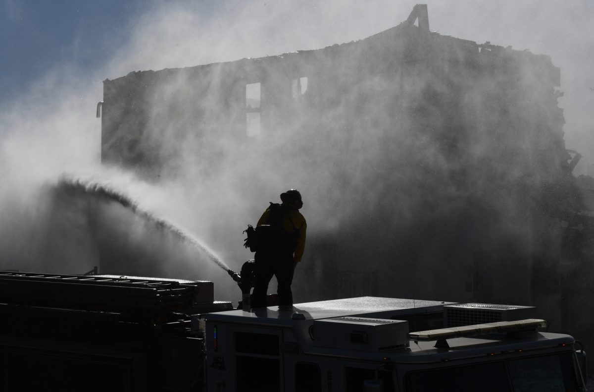 Noticia: VIDEO | Nuevas evacuaciones por incendios en California VIDEO | Nuevas evacuaciones por incendios en California