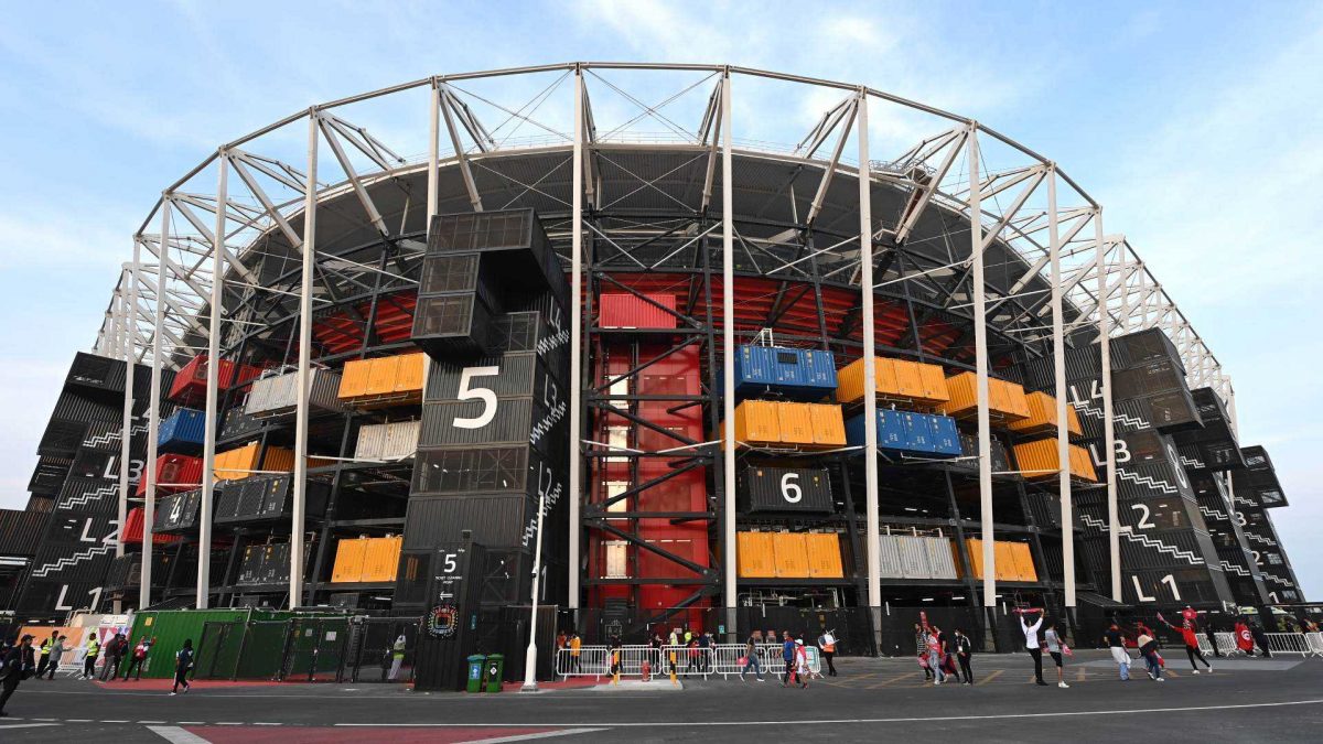 Noticia: El Estadio 974 empezó a ser desmontado ¿A dónde será llevado? El Estadio 974 empezó a ser desmontado ¿A dónde será llevado?