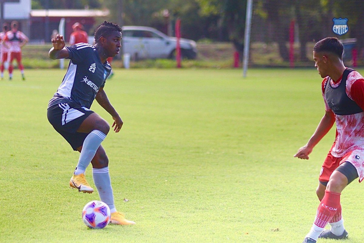 Noticia: (VIDEO) Emelec vs Instituto: Empate y victoria para los azules (VIDEO) Emelec vs Instituto: Empate y victoria para los azules