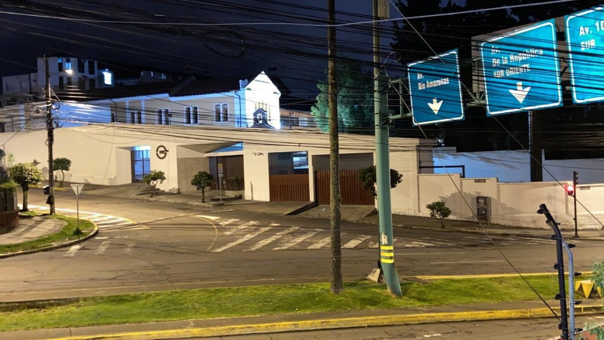 Noticia: EN VIVO | Toque de queda a nivel nacional ¿cómo están las calles de Quito? EN VIVO | Toque de queda a nivel nacional ¿cómo están las calles de Quito?