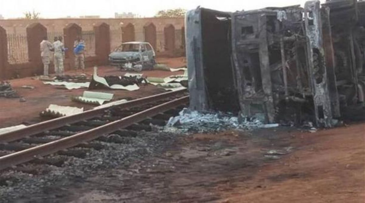 Noticia: 56 muertos por explosión de un camión con gasolina en la capital de Níger 56 muertos por explosión de un camión con gasolina en la capital de Níger