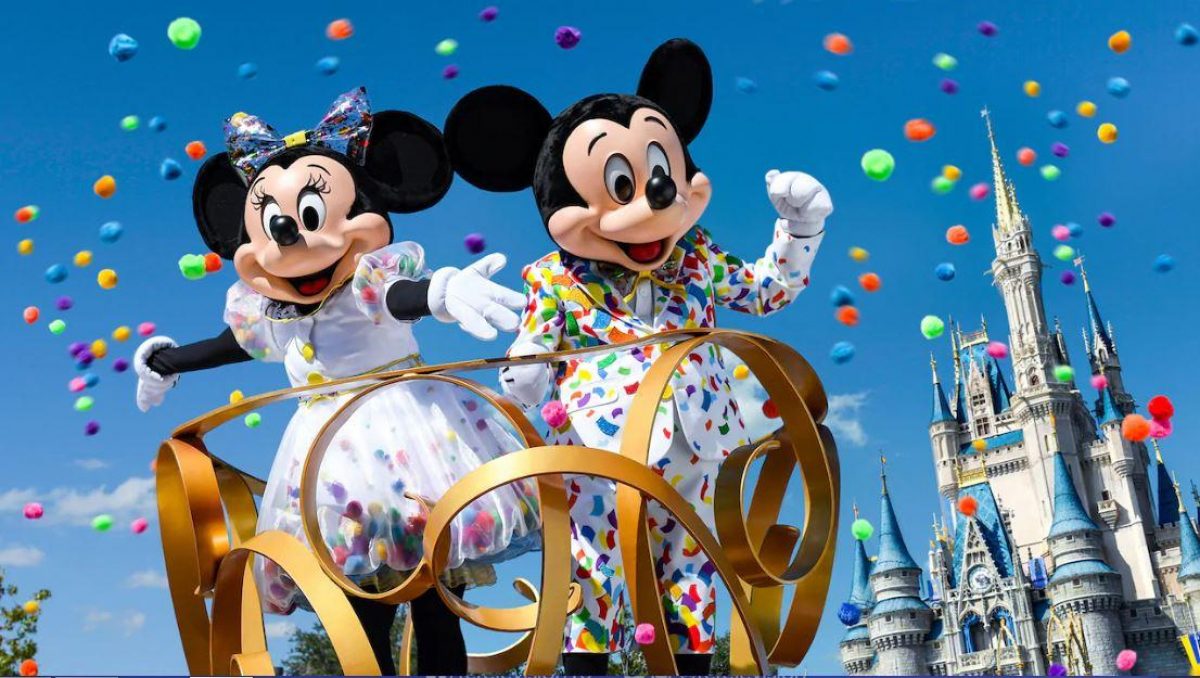 Noticia: Disney les pagará la universidad a sus empleados Disney les pagará la universidad a sus empleados