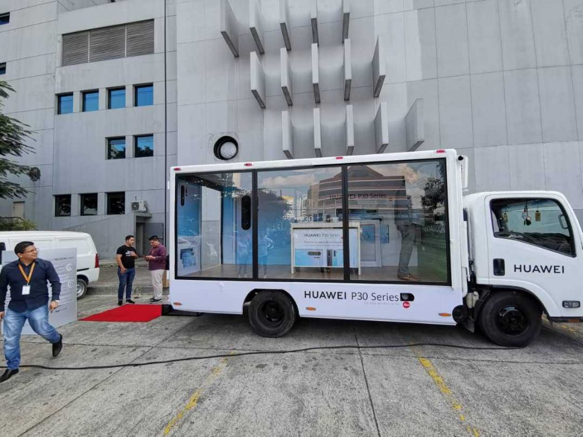 Noticia: VIDEO | Camión Huawei recorre el Ecuador ¿Qué sorpresas trae? VIDEO | Camión Huawei recorre el Ecuador ¿Qué sorpresas trae?
