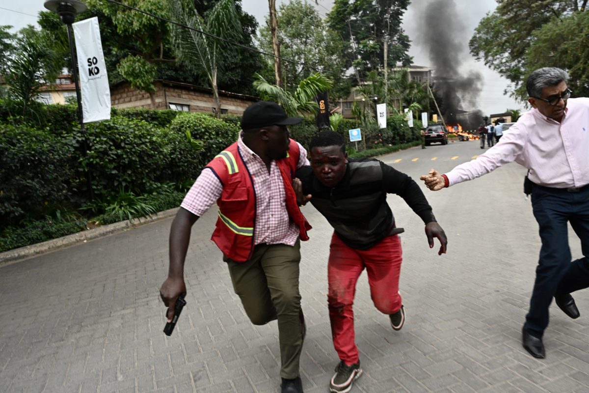 Noticia: VIDEO: fin del ataque yihadista contra complejo hotelero en Kenia VIDEO: fin del ataque yihadista contra complejo hotelero en Kenia