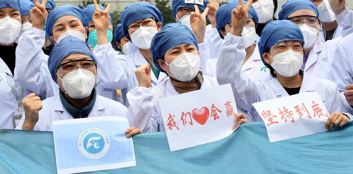 Noticia: VIDEO | Así celebran en China superación del pico de contagios por coronavirus VIDEO | Así celebran en China superación del pico de contagios por coronavirus