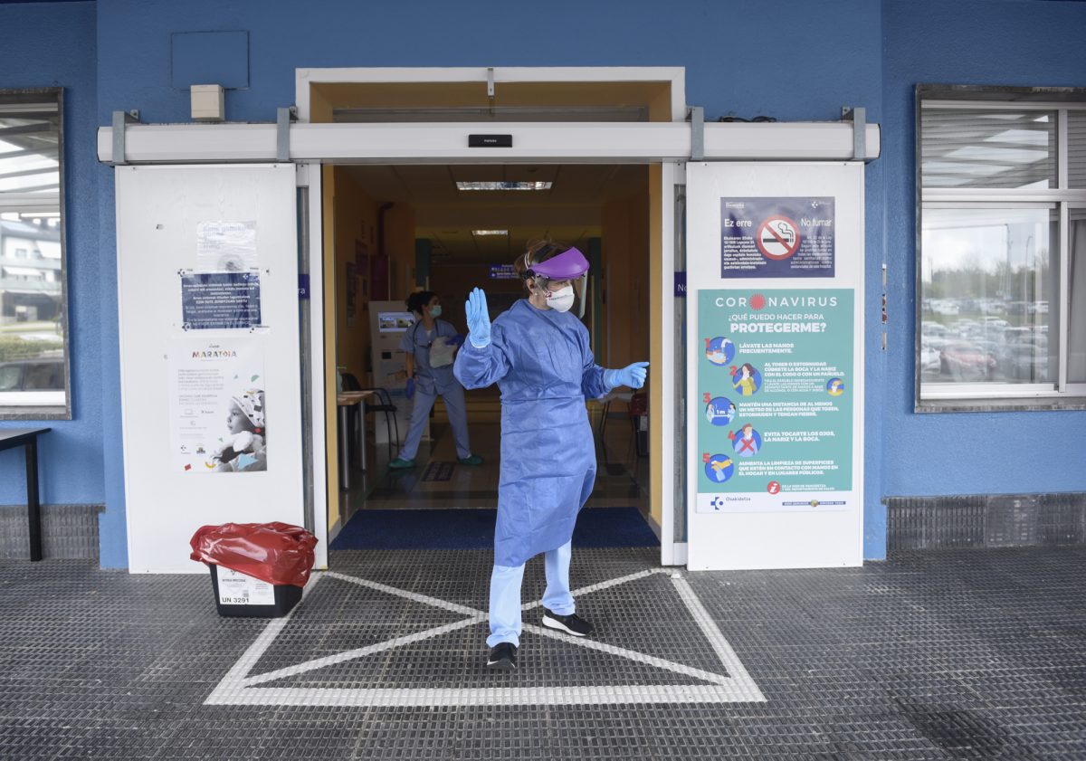 Noticia: España supera a China en fallecidos por el coronavirus España supera a China en fallecidos por el coronavirus