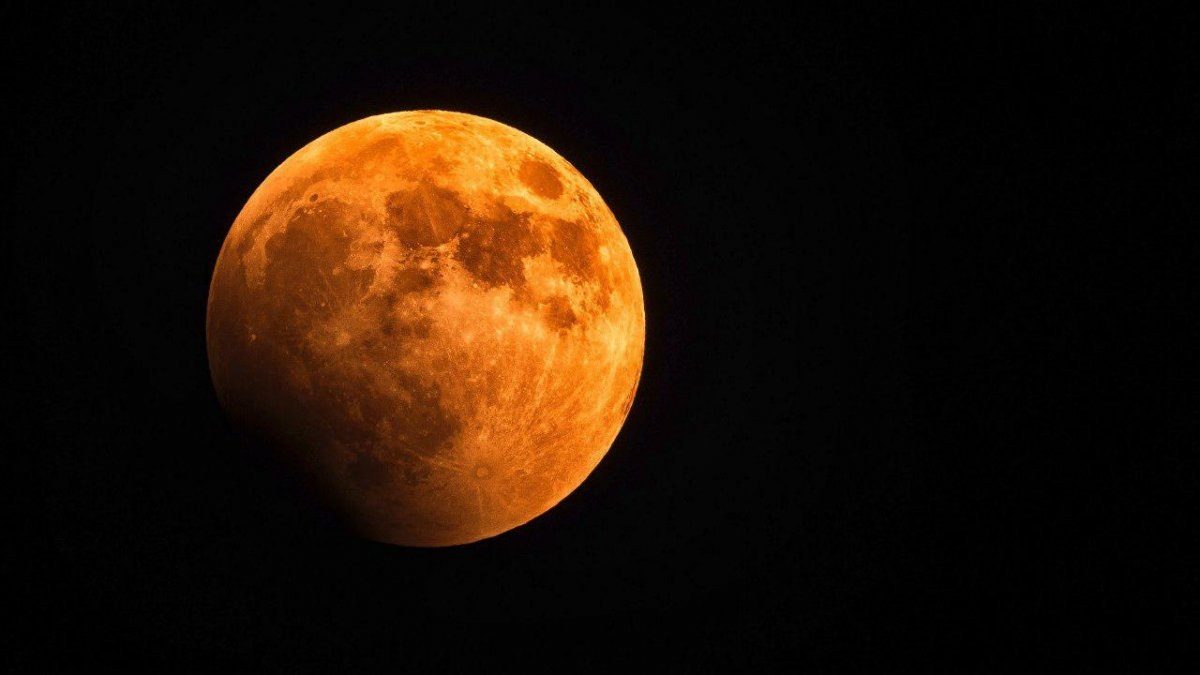 Noticia: Ecuador apreciará un eclipse total, luna de sangre y superluna un mismo día Ecuador apreciará un eclipse total, luna de sangre y superluna un mismo día