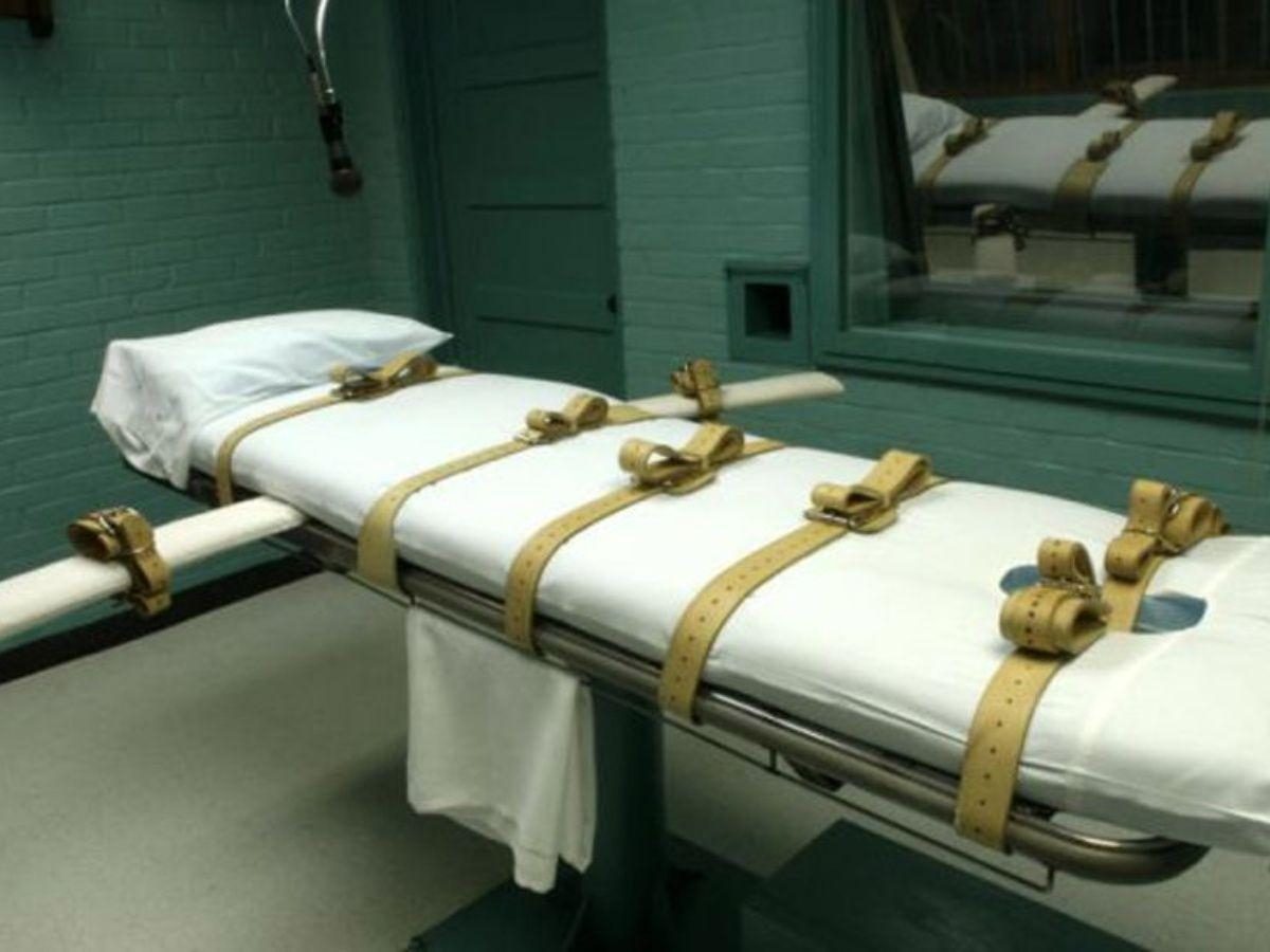 Noticia: Texas tiene programado ejecutar este miércoles a un hispano que mató a su esposa y a sus dos hijos Texas tiene programado ejecutar este miércoles a un hispano que mató a su esposa y a sus dos hijos