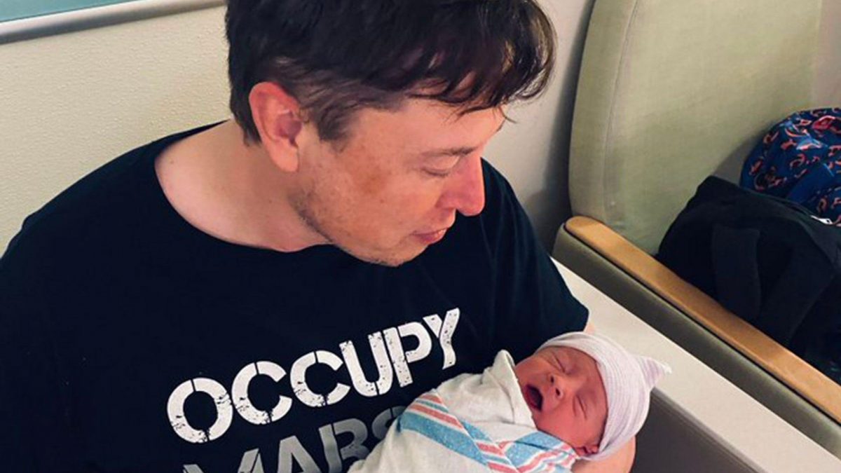 Noticia: La novia de Elon Musk contó el porqué decidieron llamar a su hijo X Æ A-12 La novia de Elon Musk contó el porqué decidieron llamar a su hijo X Æ A-12