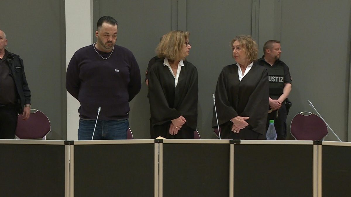 Noticia: VIDEO | Cadena perpetua para enfermero por asesinato de 85 pacientes VIDEO | Cadena perpetua para enfermero por asesinato de 85 pacientes
