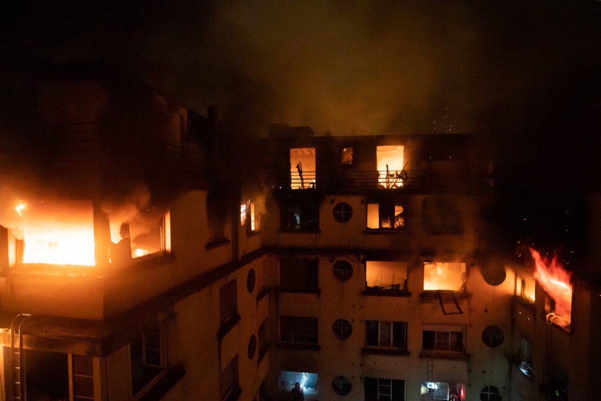 Noticia: VIDEO: una decena de muertos en incendio de un edificio de París VIDEO: una decena de muertos en incendio de un edificio de París