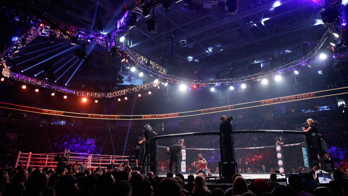 Noticia: VIDEO | Un luchador de MMA gana un combate en nueve segundos y sin dar un solo golpe VIDEO | Un luchador de MMA gana un combate en nueve segundos y sin dar un solo golpe