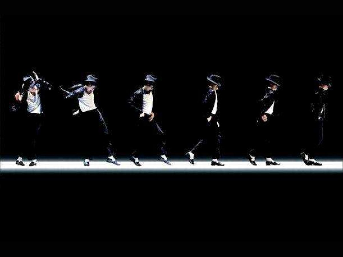 Noticia: Michael Jackson: Hace 36 años realizó el "moonwalk" por primera vez Michael Jackson: Hace 36 años realizó el "moonwalk" por primera vez