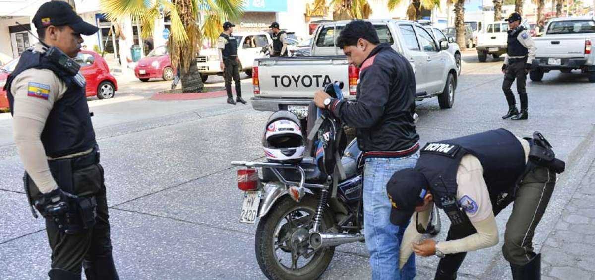 Noticia: Policía Nacional y Fuerzas Armadas emprendieron operativos de seguridad Policía Nacional y Fuerzas Armadas emprendieron operativos de seguridad