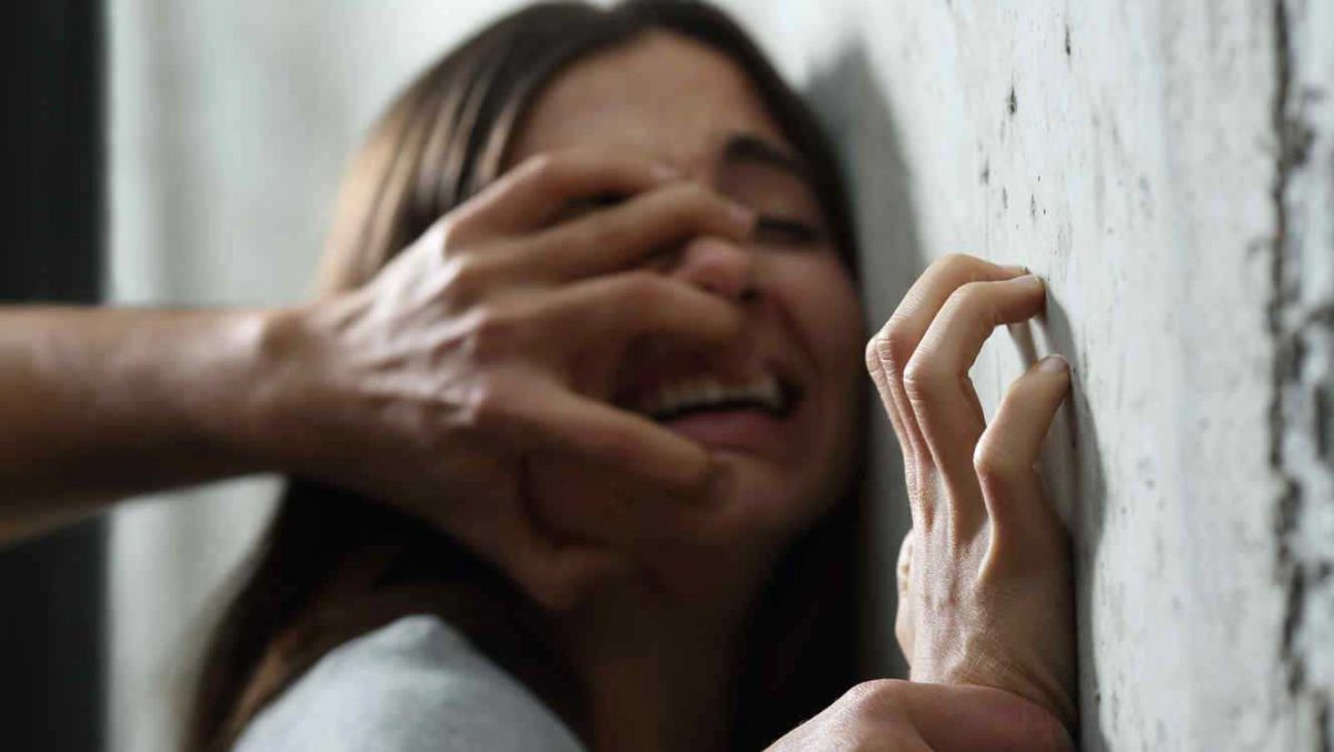 Noticia: Argentina: raptó a su exmujer y la violó durante 30 días Argentina: raptó a su exmujer y la violó durante 30 días