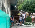 Imagen: Adulto mayor muere de un infarto en un recinto electoral en Guayaquil Imagen: Adulto mayor muere de un infarto en un recinto electoral en Guayaquil