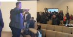 Imagen: Pastor se enoja por no recibir diezmo y se queda sin feligreses en su iglesia Imagen: Pastor se enoja por no recibir diezmo y se queda sin feligreses en su iglesia