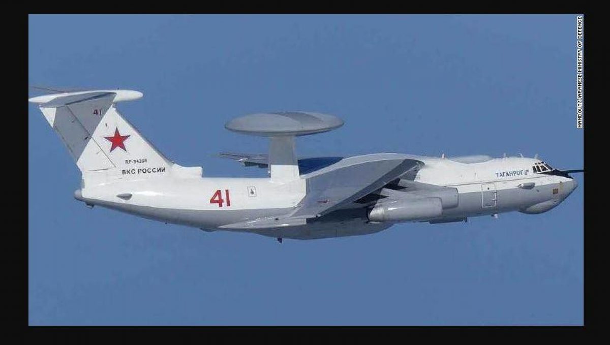 El A-50 es un avión AWACS desarmado, que representa el Sistema de Control y Advertencia Aerotransportado, diseñado para seguimiento y observación.