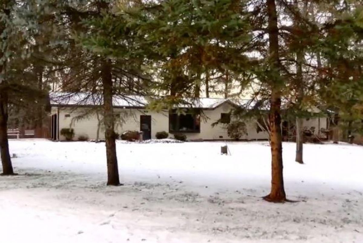 La casa-guardería que es a la vez el hogar de adopción de la niña de 10 años acusada de asesinar al bebé de seis meses.