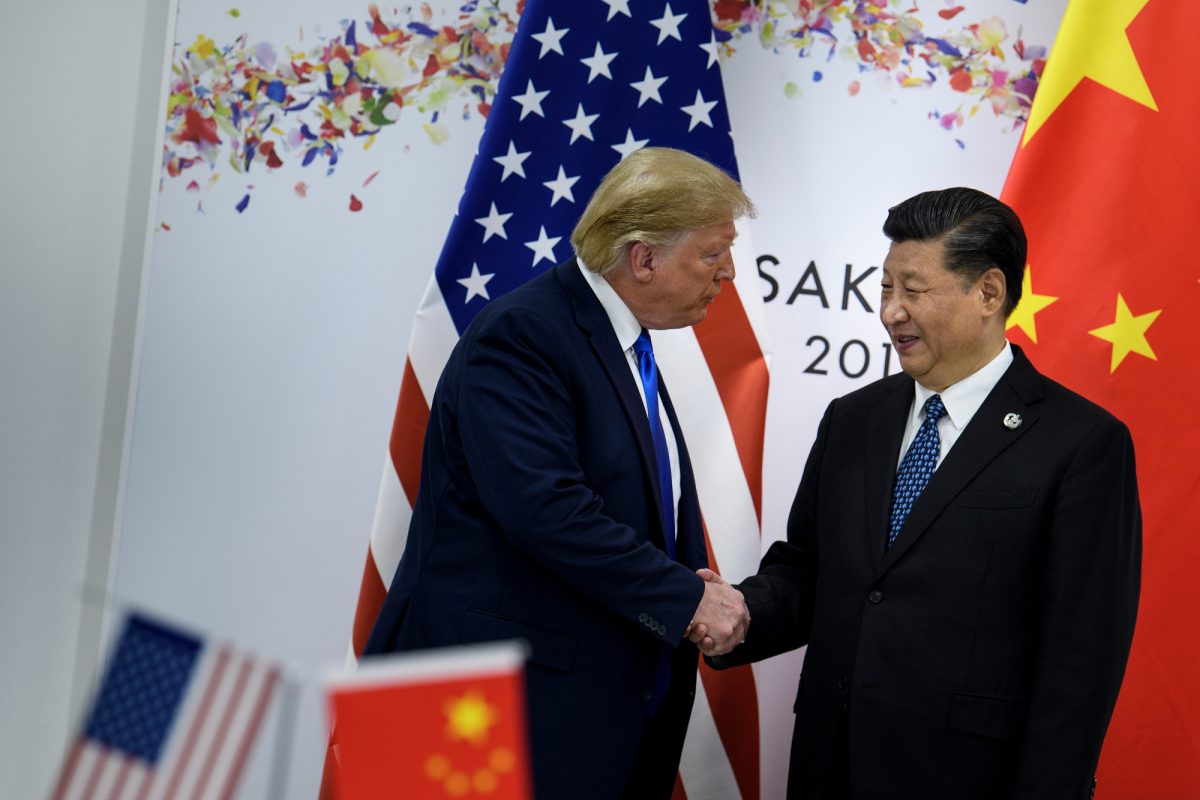 Reunión entre el presidente Donald Trump y su homólogo Xi Jinping durante el último día del G20 (AFP).
