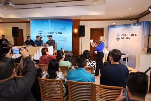 Imagen: Rueda de prensa de la tercera temporada de Quiropraxia Neural. Foto: Cortesía. Imagen: Rueda de prensa de la tercera temporada de Quiropraxia Neural. Foto: Cortesía.