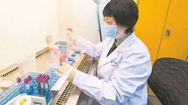 Imagen: La doctora Chen Wei lideró el equipo de investigación que desarrolló la vacuna en China Imagen: La doctora Chen Wei lideró el equipo de investigación que desarrolló la vacuna en China