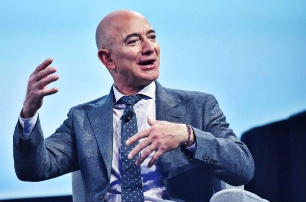 Imagen: La fortuna de Jeff Bezos de 200.000 millones lo posiciona como la persona más rica del mundo. Imagen: La fortuna de Jeff Bezos de 200.000 millones lo posiciona como la persona más rica del mundo.