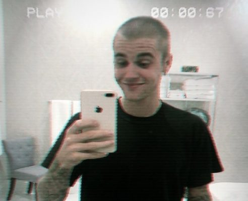Imagen: Justin Bieber dejó su rubia y larga cabellera para lucir un nuevo look Imagen: Justin Bieber dejó su rubia y larga cabellera para lucir un nuevo look