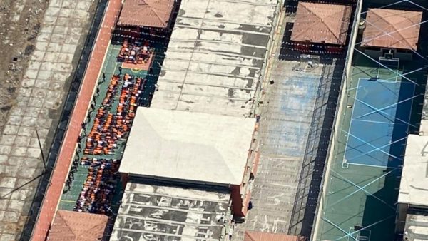 Imagen: Once reos de la Penitenciaría del Litoral murieron en un enfrentamiento entre bandas. Foto: Policía Nacional. Imagen: Once reos de la Penitenciaría del Litoral murieron en un enfrentamiento entre bandas. Foto: Policía Nacional.