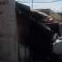 VIDEO | Moradores denuncian vivienda utilizada como depósito de basura en el sur de Guayaquil