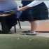 VIDEO | Docente fue captado presuntamente grabando las partes íntimas de sus alumnas en Quevedo