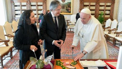 Imagen de El papa Francisco se reunió con el presidente Guillermo Lasso