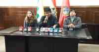 Noticia: VIDEO: gobernador boliviano regala despertadores a los empleados que llegan tarde VIDEO: gobernador boliviano regala despertadores a los empleados que llegan tarde