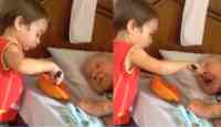 Noticia: VIDEO: tiene dos años y alimenta a su abuelo enfermo en cama VIDEO: tiene dos años y alimenta a su abuelo enfermo en cama