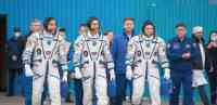 Noticia: Un equipo de astronautas deja la Tierra en plena pandemia para confinarse en la ISS Un equipo de astronautas deja la Tierra en plena pandemia para confinarse en la ISS