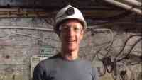 Noticia: Mark Zuckerberg tiene un túnel secreto en la sede de Facebook, según un empleado Mark Zuckerberg tiene un túnel secreto en la sede de Facebook, según un empleado