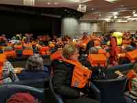 Noticia: Rescatan a pasajeros de crucero averiado en Noruega Rescatan a pasajeros de crucero averiado en Noruega