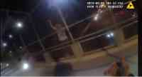 Noticia: VIDEO | Policía evita un suicidio ofreciendo un tierno abrazo VIDEO | Policía evita un suicidio ofreciendo un tierno abrazo