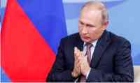 Noticia: Para Vladimir Putin un matrimonio sólo es posible entre "un hombre y una mujer" Para Vladimir Putin un matrimonio sólo es posible entre "un hombre y una mujer"
