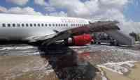 Noticia: Un avión se accidentó al aterrizar en el aeropuerto de El Alto en Bolivia Un avión se accidentó al aterrizar en el aeropuerto de El Alto en Bolivia