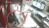 Noticia: VIDEO | Pareja robó un parlante en un local comercial en Machala VIDEO | Pareja robó un parlante en un local comercial en Machala
