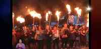Noticia: Marcha con antorchas en Quito contra la violencia de género Marcha con antorchas en Quito contra la violencia de género