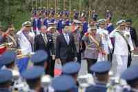 Noticia: Vicepresidente y ministros rinden homenaje militar por 197 años de la Batalla de Pichincha Vicepresidente y ministros rinden homenaje militar por 197 años de la Batalla de Pichincha