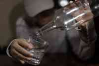 Noticia: Mueren más de 100 personas tras beber alcohol adulterado ante la falta de cerveza por la cuarentena en México Mueren más de 100 personas tras beber alcohol adulterado ante la falta de cerveza por la cuarentena en México
