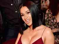 Noticia: Cardi B pelea con comentarista sobre el muro y el Gobierno estadounidense Cardi B pelea con comentarista sobre el muro y el Gobierno estadounidense
