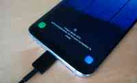 Noticia: Adolescente muere electrocutado mientras cargaba su celular Adolescente muere electrocutado mientras cargaba su celular