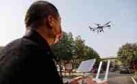 Noticia: VIDEO | Así usan en China los drones para rociar desinfectante en la lucha contra el coronavirus VIDEO | Así usan en China los drones para rociar desinfectante en la lucha contra el coronavirus