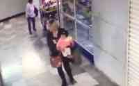 Noticia: VIDEO: En menos de un minuto se robaron a un bebé en el Hospital VIDEO: En menos de un minuto se robaron a un bebé en el Hospital