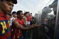 Noticia: Crece tensión en la frontera con el intento de entregar la ayuda humanitaria a Venezuela Crece tensión en la frontera con el intento de entregar la ayuda humanitaria a Venezuela