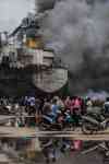 Noticia: Al menos 22 personas resultaron heridas tras incendio en un barco petrolero en Indonesia Al menos 22 personas resultaron heridas tras incendio en un barco petrolero en Indonesia